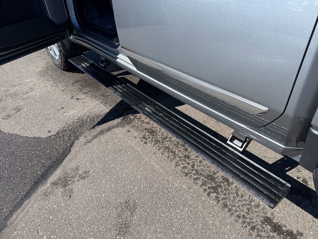 Used 2024 Chevrolet Silverado 3500 High Country w/ High Country Premium Package image 5