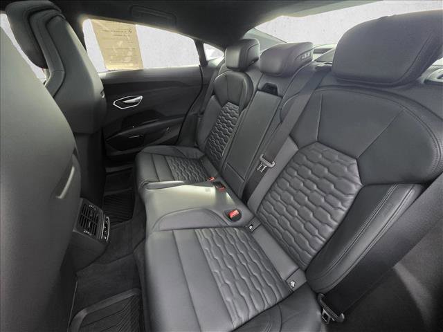 Certified 2023 Audi RS e-tron GT w/ Carbon Performance Package image 13