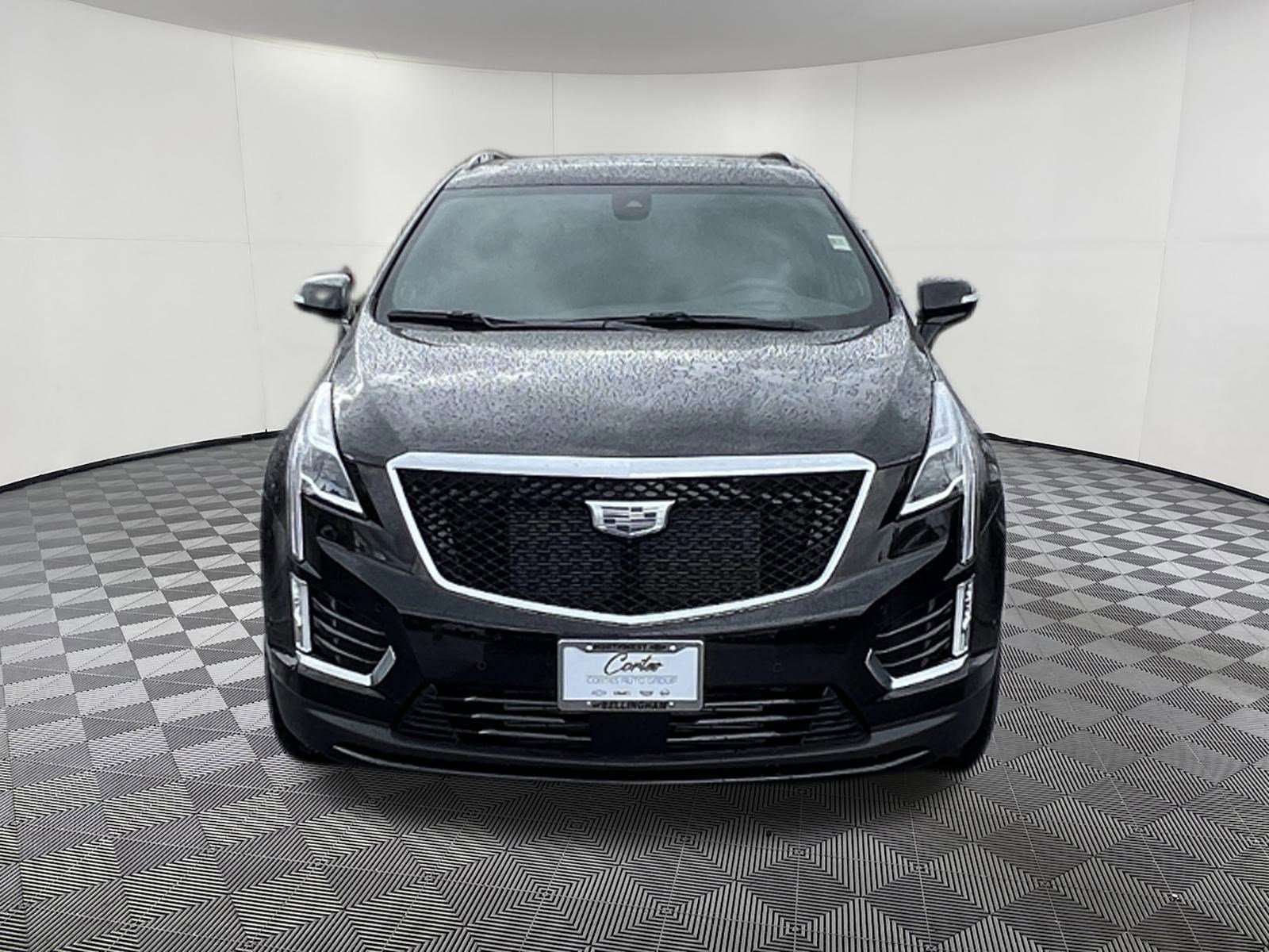 New 2026 Cadillac XT5 Sportv w/ LPO, Blue Accent Package AWD/4WD image 2