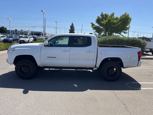 Used 2022 Toyota Tacoma SR w/ SR Convenience Package RWD image 8