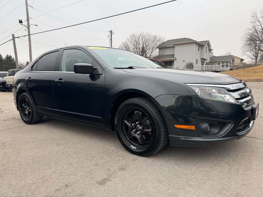 Used 2010 Ford Fusion SE image 3