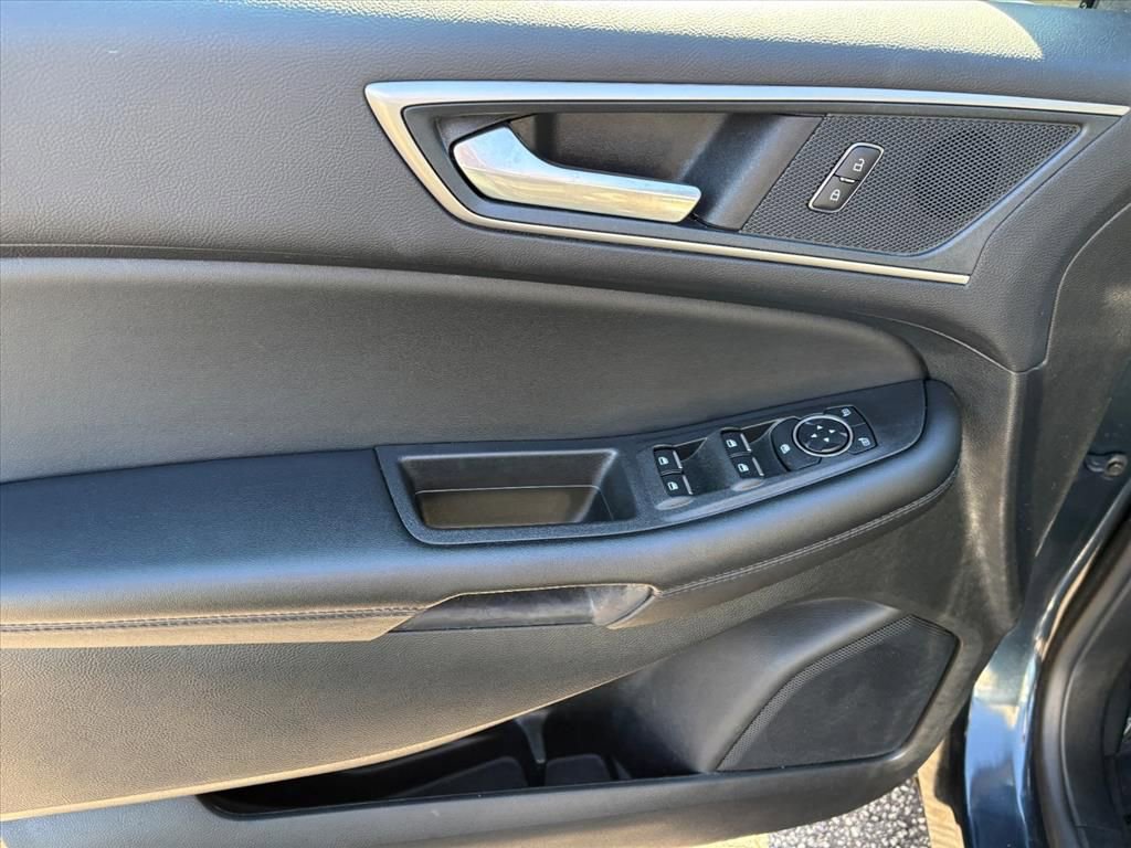 Used 2024 Ford Edge SEL AWD/4WD image 21