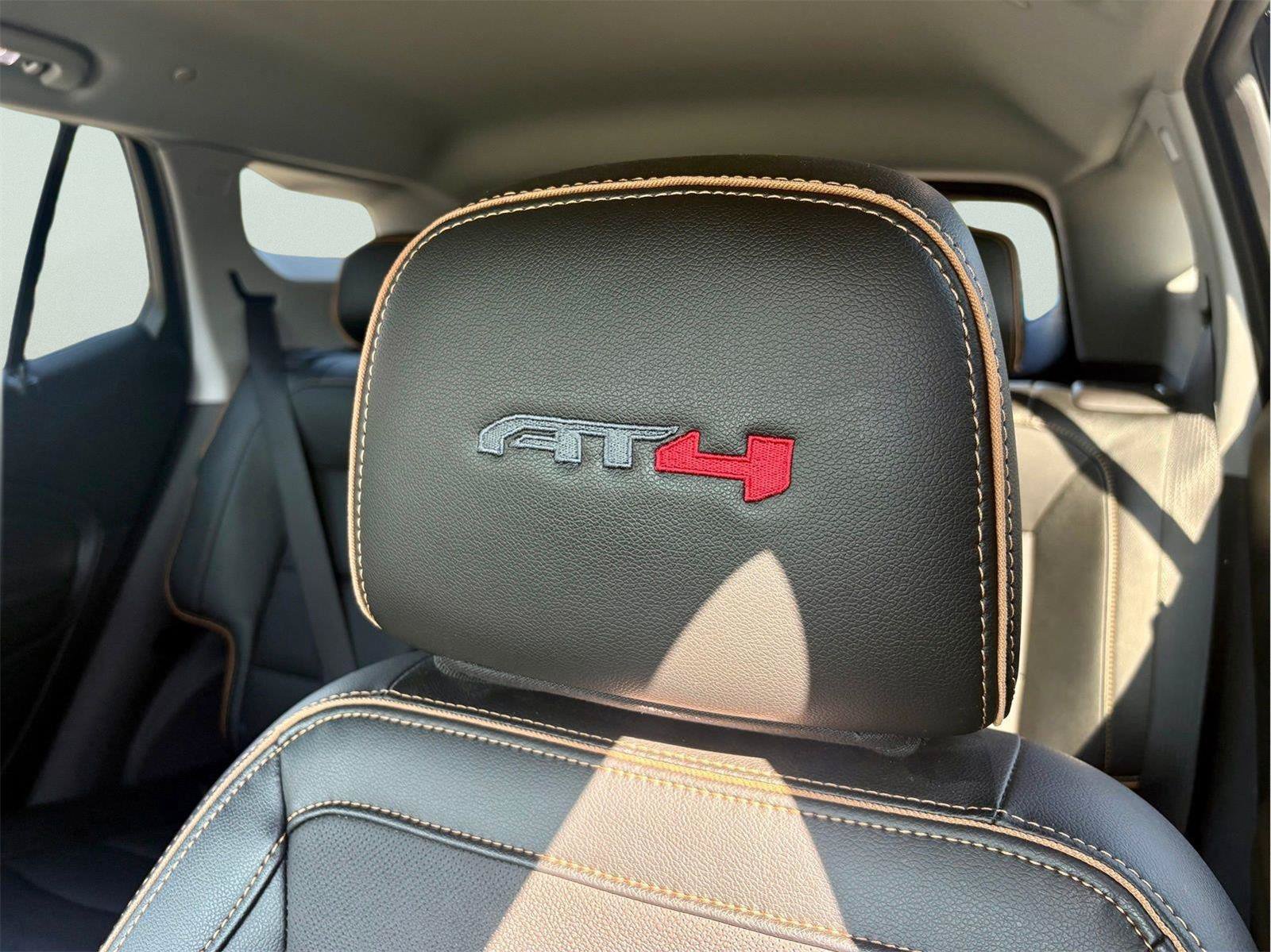 Used 2023 GMC Terrain AT4 AWD/4WD image 15
