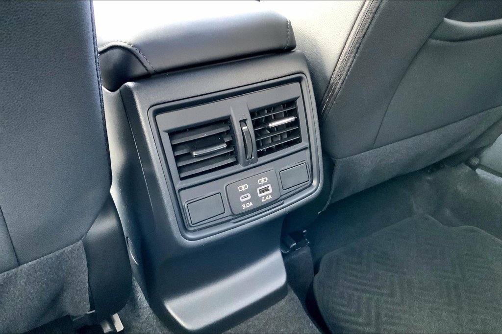 Certified 2026 Subaru Outback Premium AWD/4WD image 10