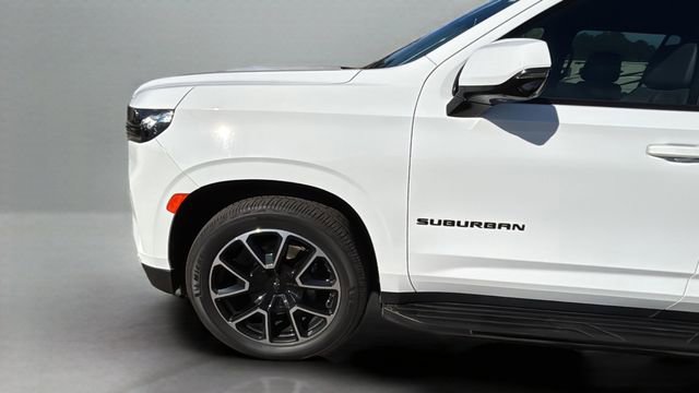 Used 2023 Chevrolet Suburban RST w/ Sport Performance Package image 34