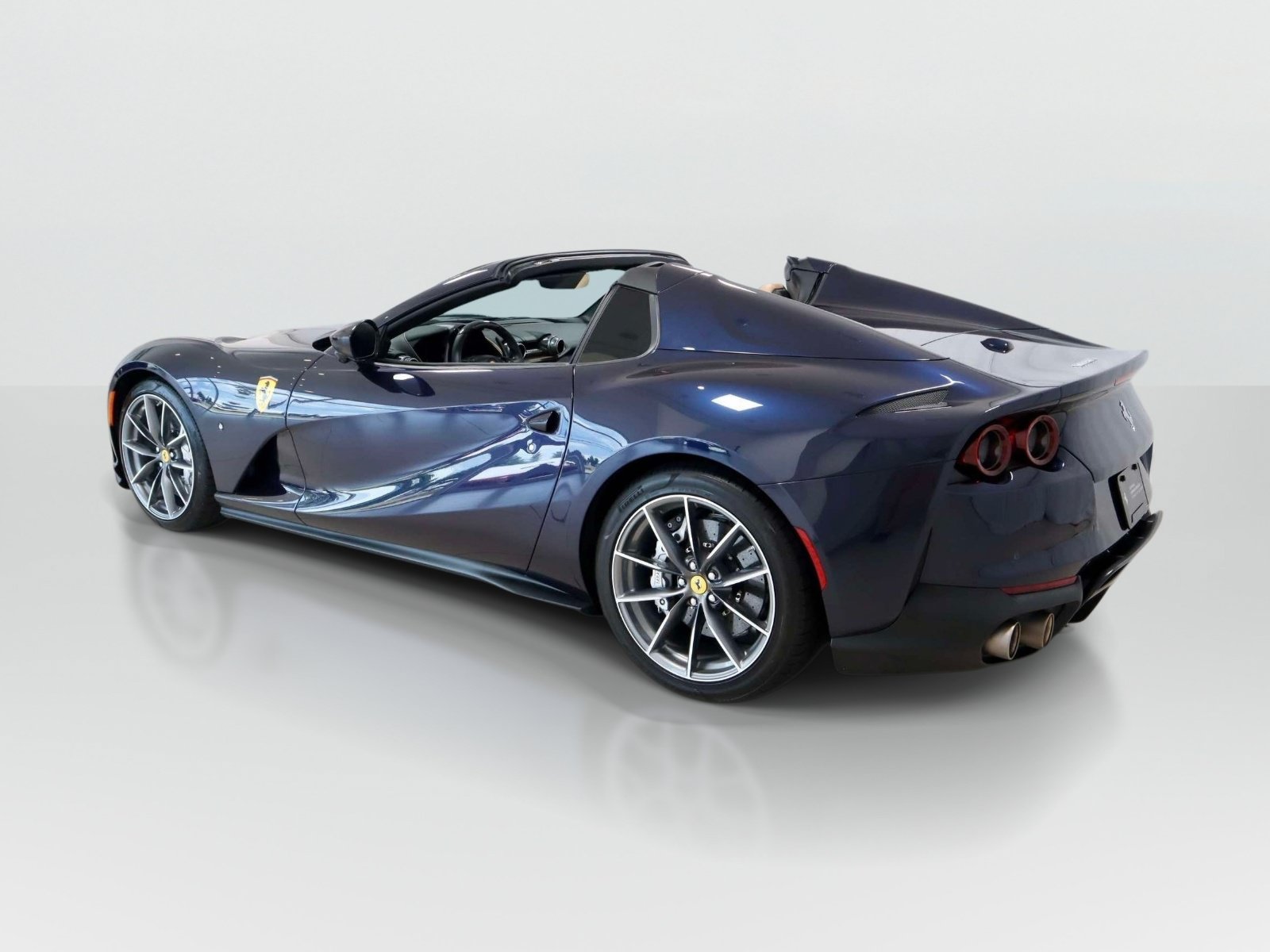 Certified 2023 Ferrari 812 GTS RWD image 3