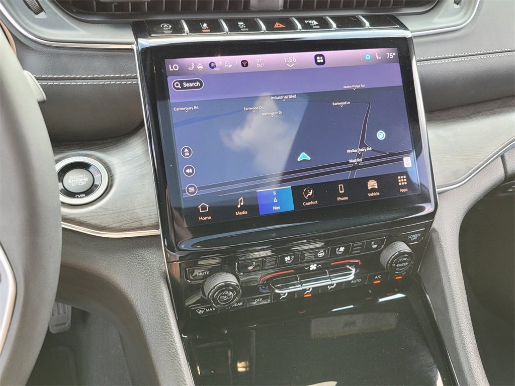 Used 2023 Jeep Grand Cherokee L Overland image 19