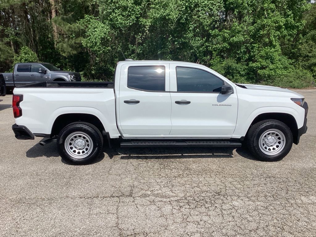 Used 2025 Chevrolet Colorado W/T w/ Advanced Trailering Package image 4