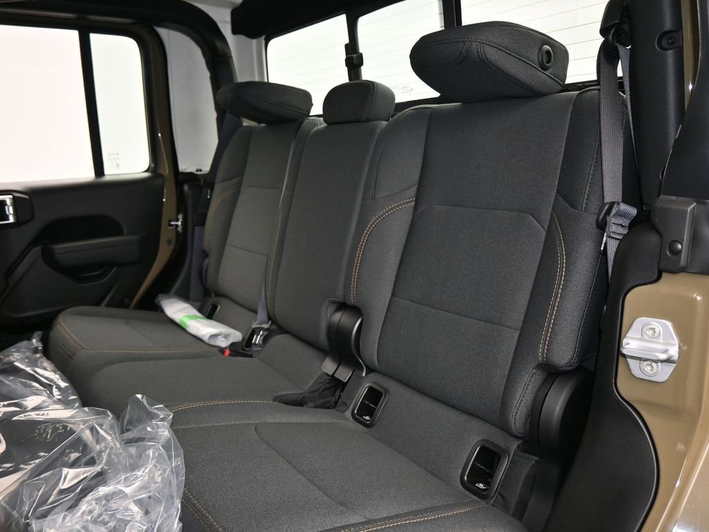 New 2026 Jeep Gladiator Sport AWD/4WD image 26