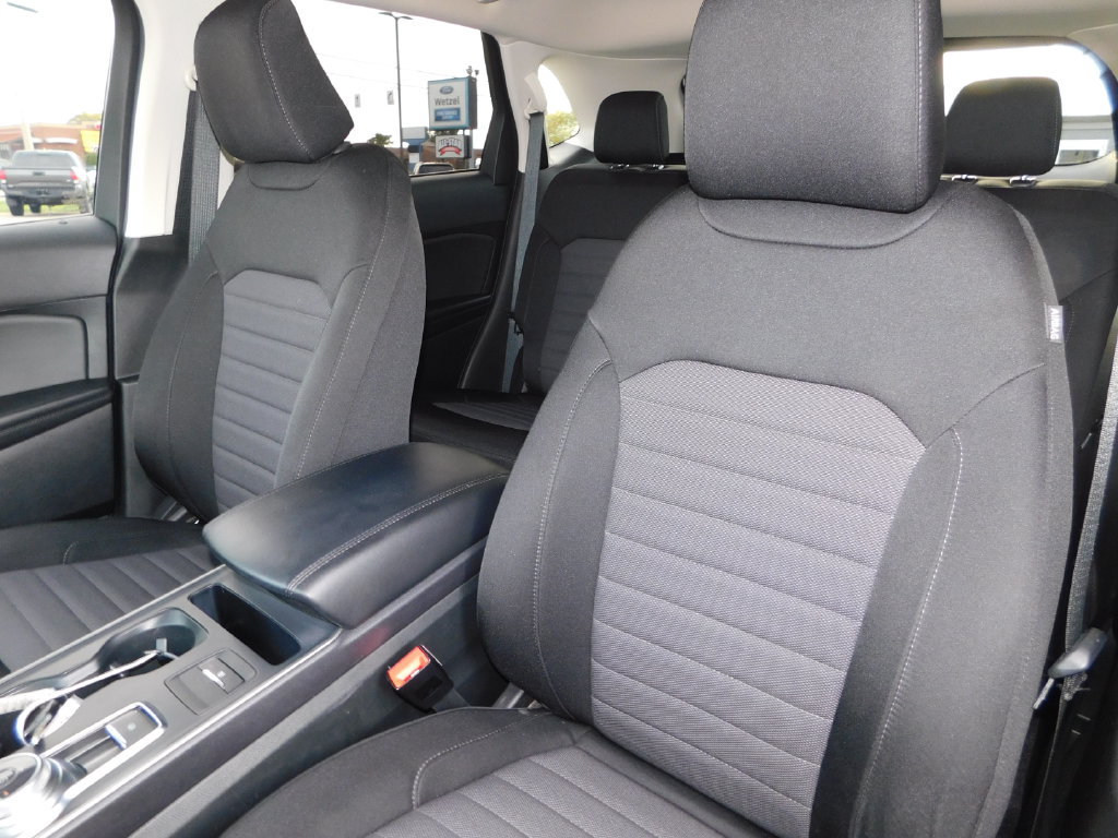 Used 2024 Ford Edge SE AWD/4WD image 14