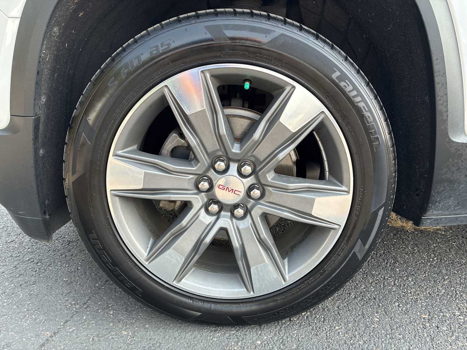 Used 2018 GMC Acadia SLT AWD/4WD image 19