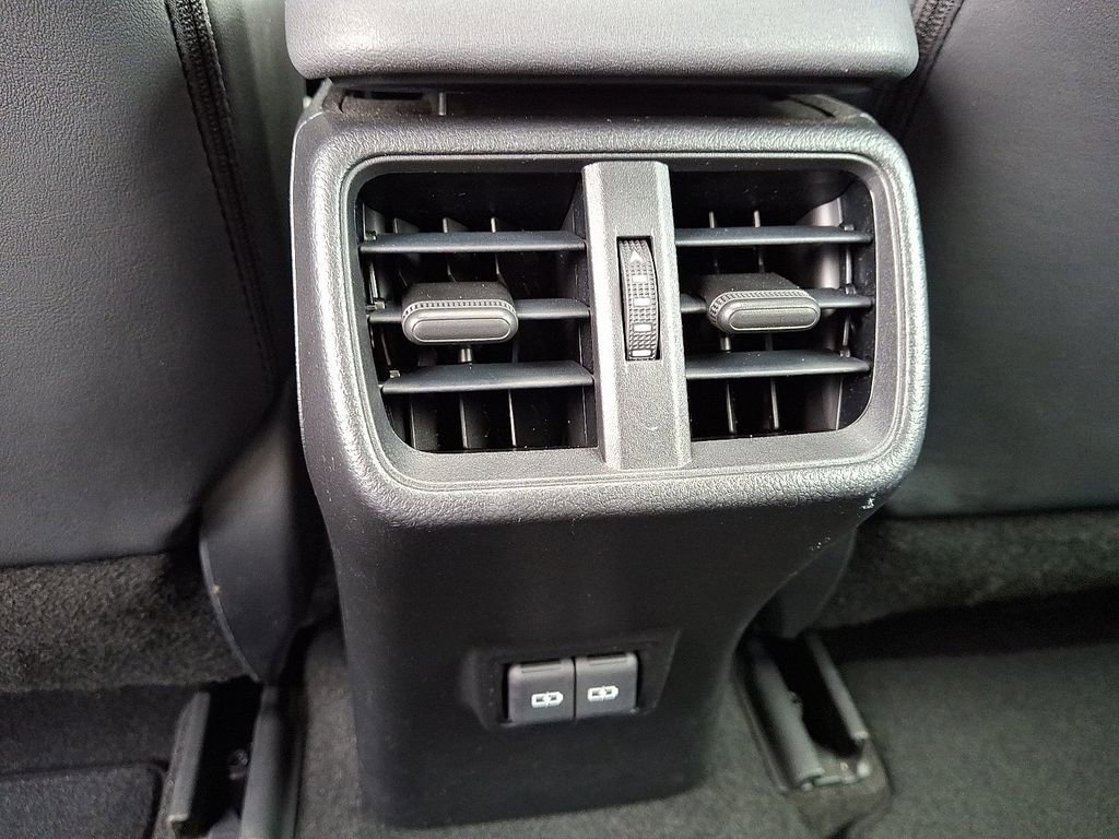 Used 2024 Lexus UX 250h AWD w/ Premium Package image 11