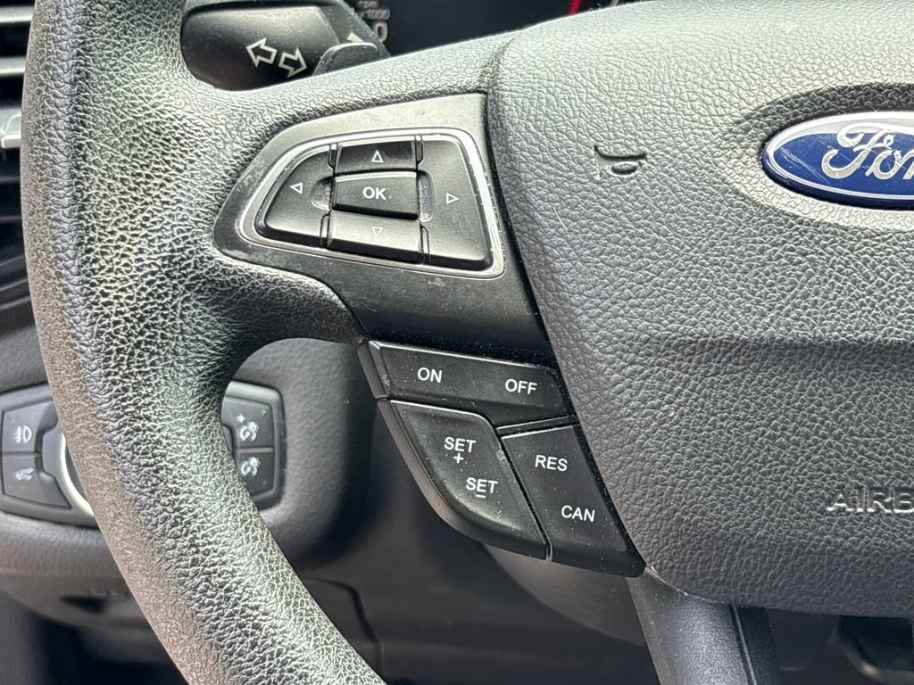 Used 2017 Ford Escape SE w/ Equipment Group 201A AWD/4WD image 19