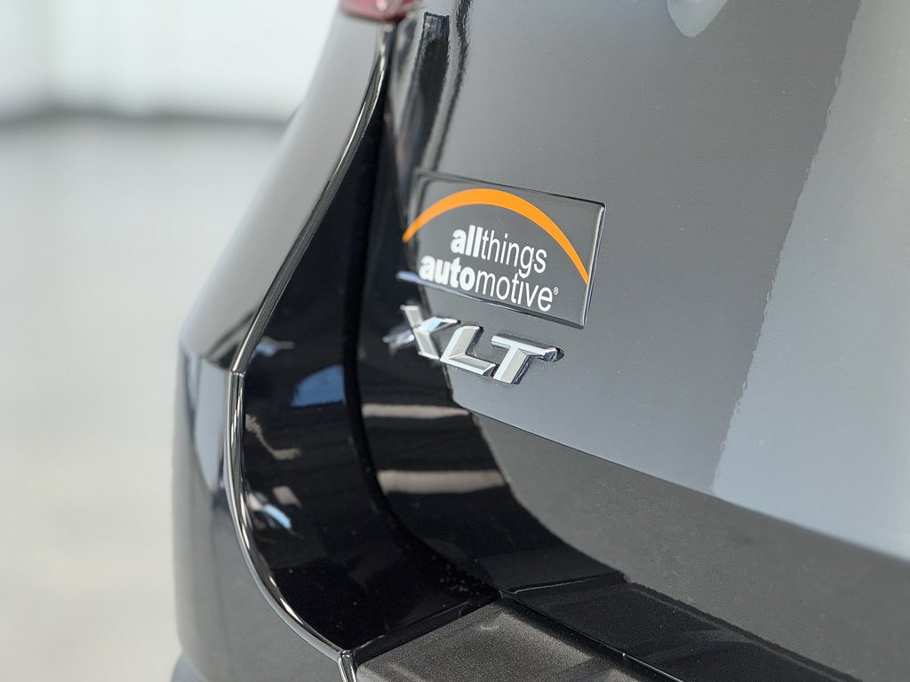 Used 2021 Ford Explorer XLT w/ Equipment Group 202A image 44