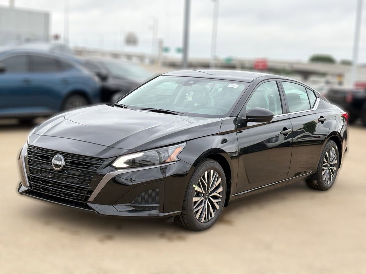 New 2026 Nissan Altima 2.5 SV FWD image 2