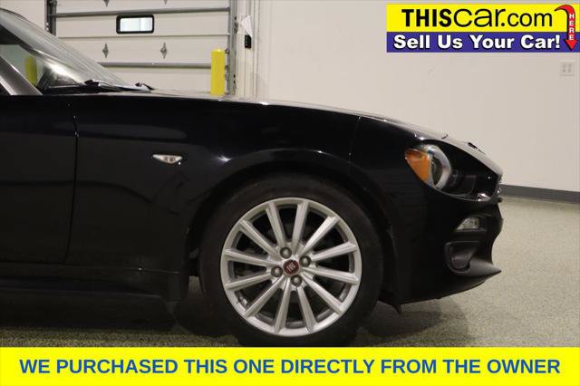 Used 2017 FIAT 124 Spider Lusso RWD image 11
