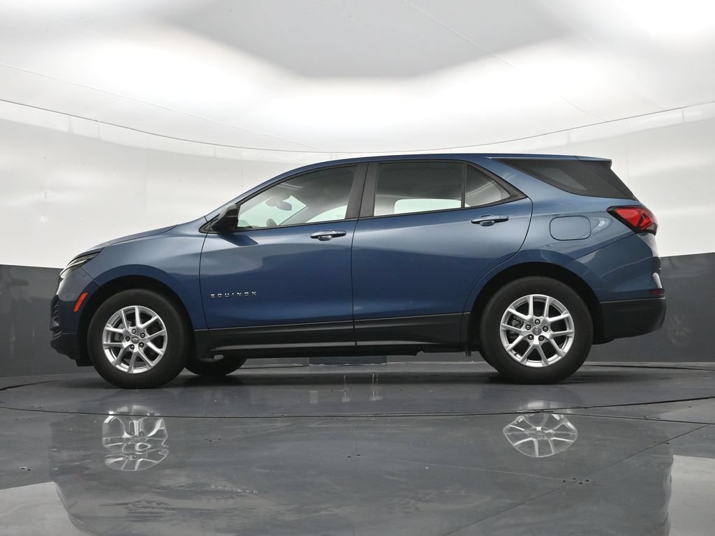 Used 2024 Chevrolet Equinox LS FWD image 24