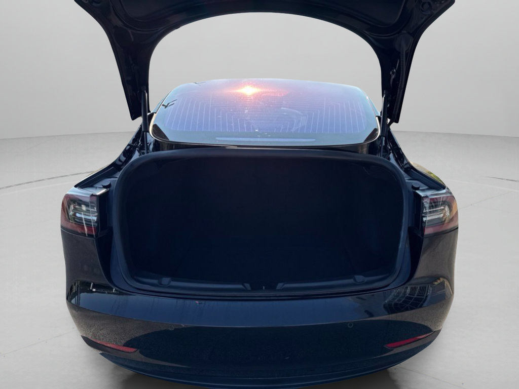 Used 2018 Tesla Model 3 Long Range RWD image 25