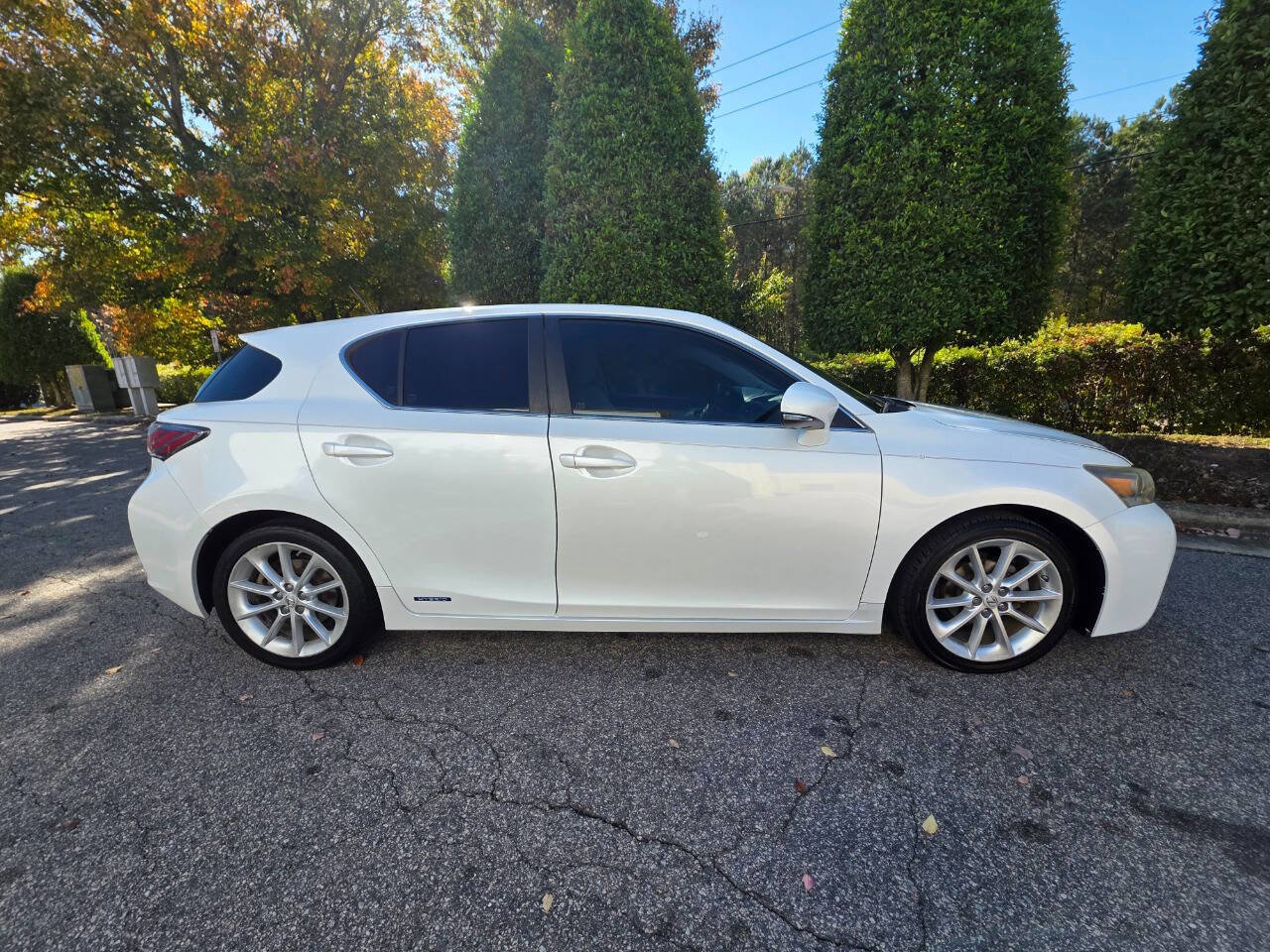 Used 2012 Lexus CT 200h Premium image 6