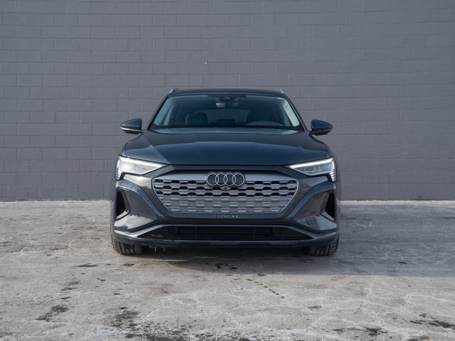 Used 2024 Audi Q8 e-tron Premium Plus w/ Premium Plus Package image 10