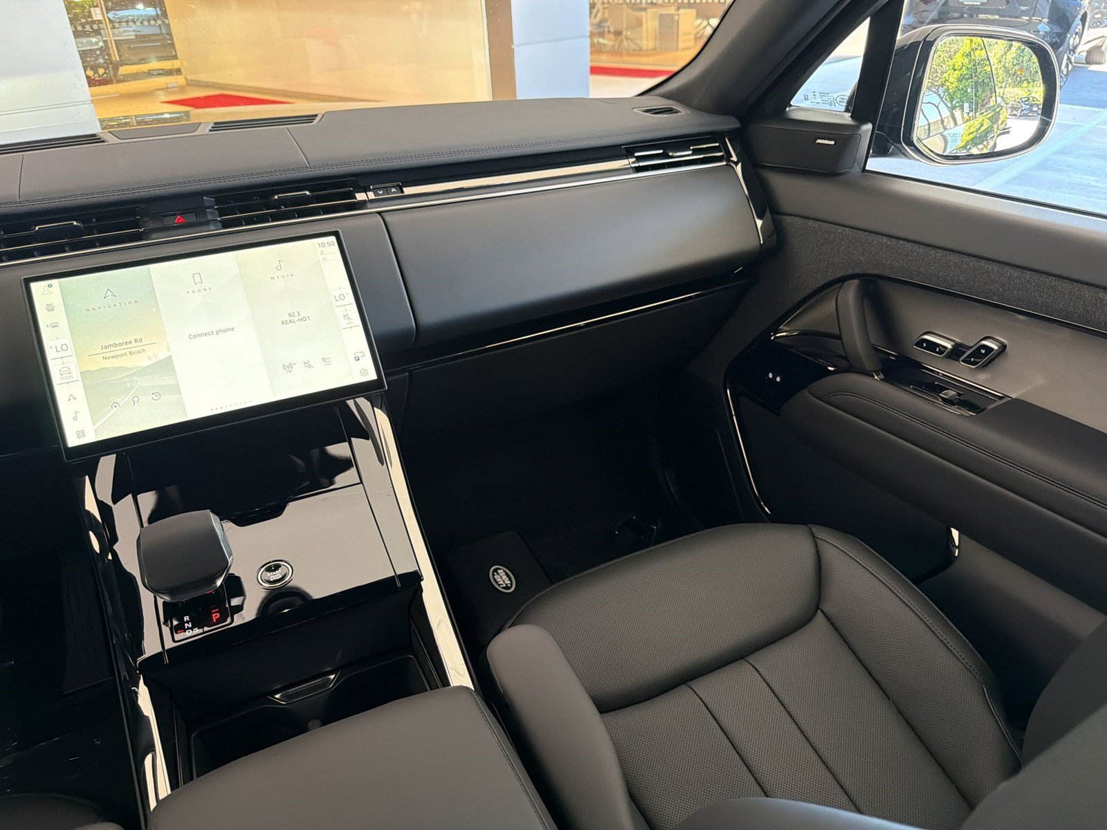 New 2026 Land Rover Range Rover Sport SE AWD/4WD image 29