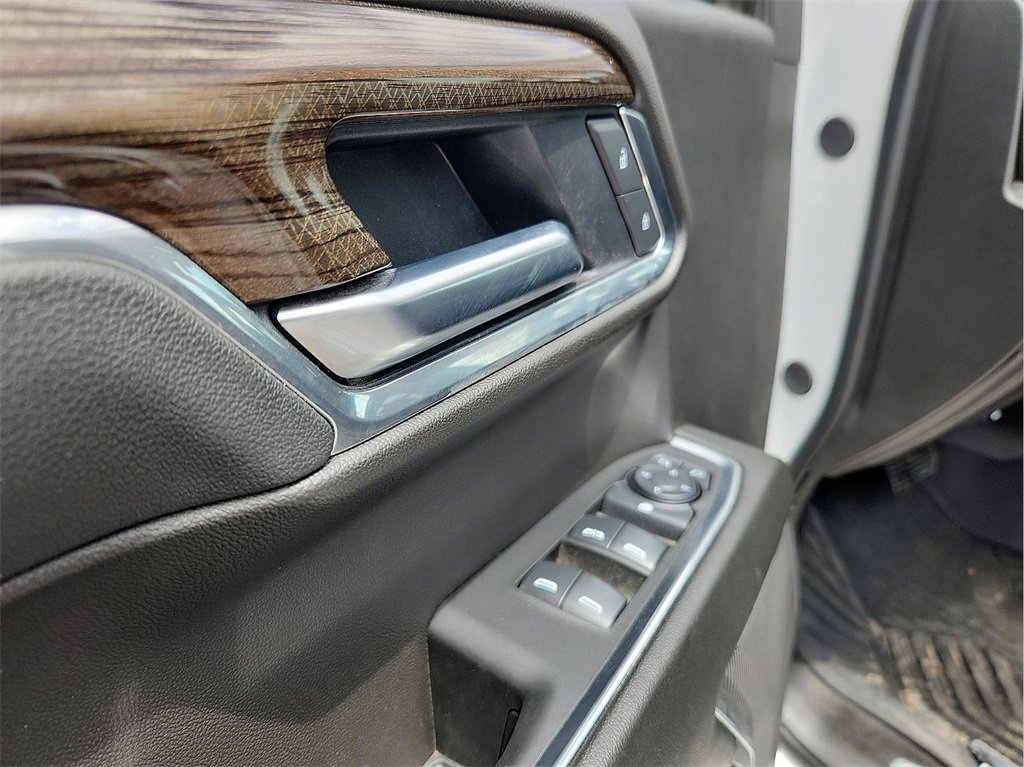 New 2025 Chevrolet Silverado 1500 LT image 11