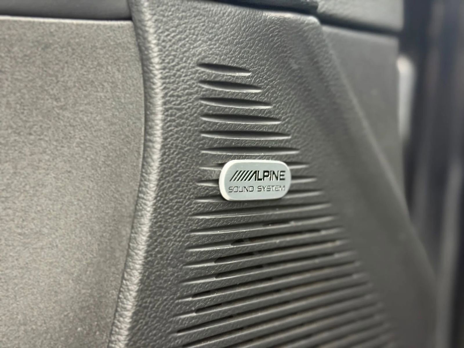 Used 2019 Dodge Challenger SRT Hellcat Redeye image 26