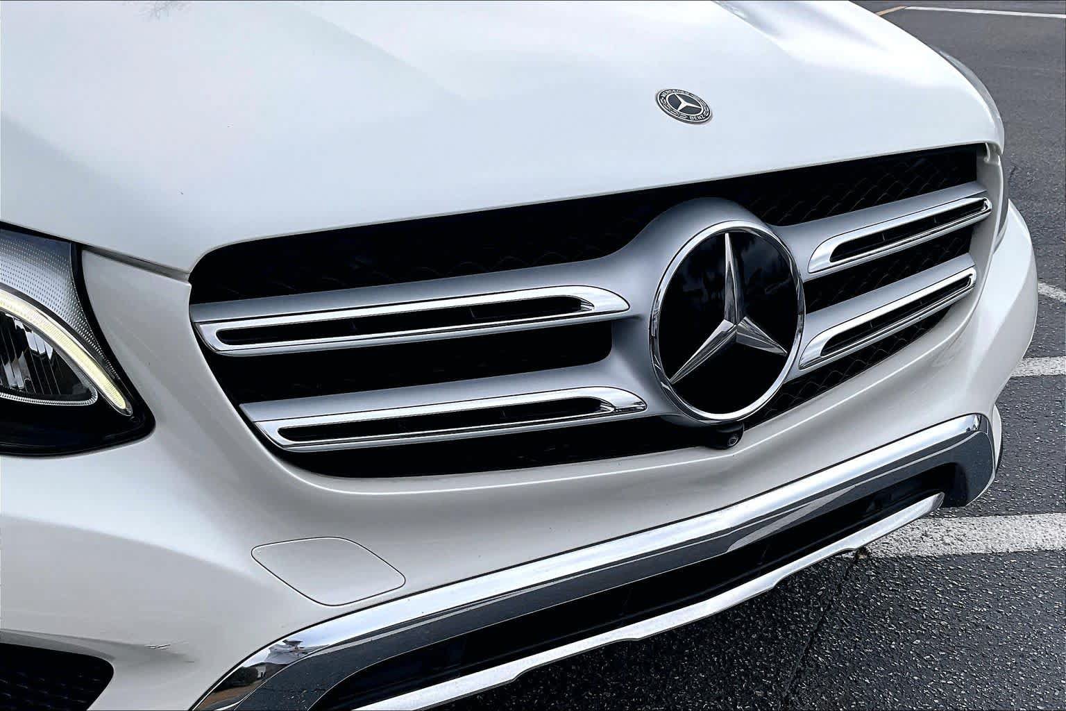 Used 2019 Mercedes-Benz GLC 300 4MATIC image 30