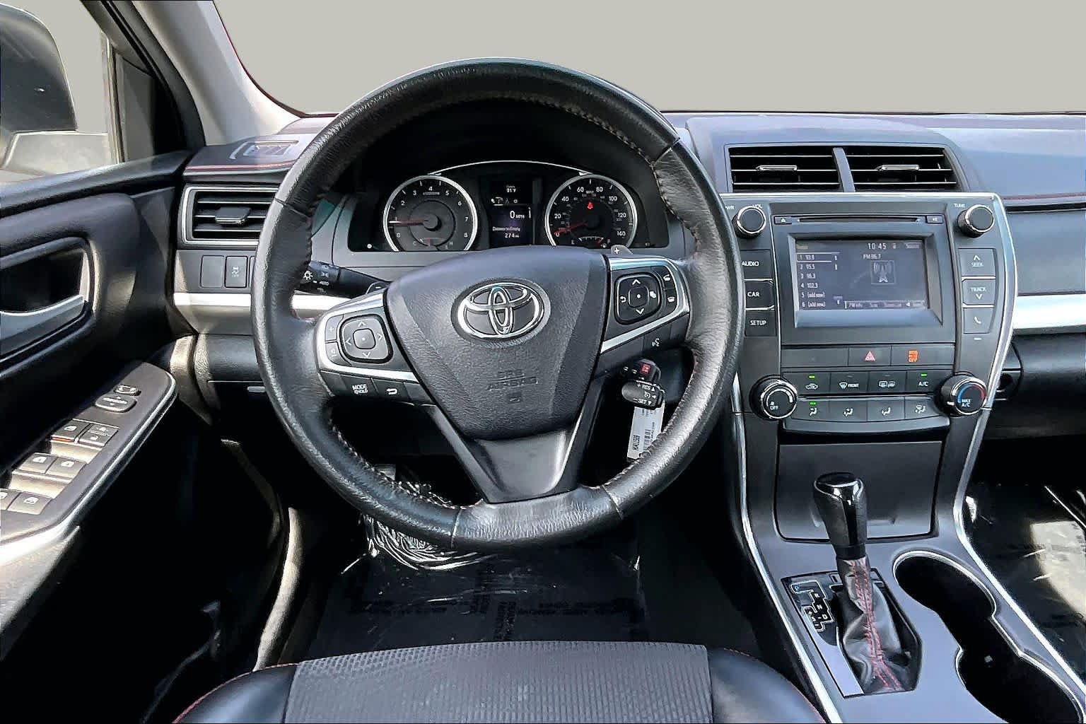 Used 2017 Toyota Camry SE FWD image 6