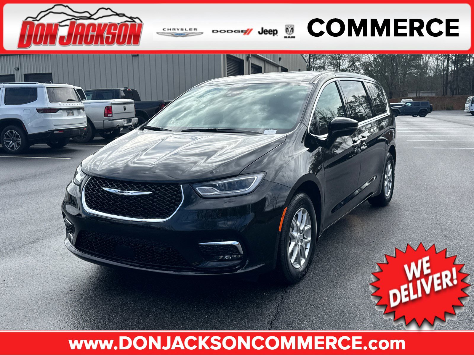 New 2026 Chrysler Pacifica Select FWD image 1