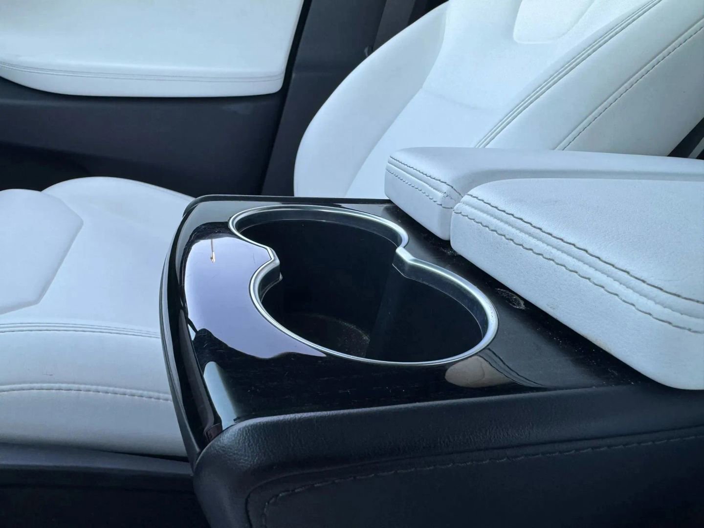 Used 2017 Tesla Model X 100D image 59