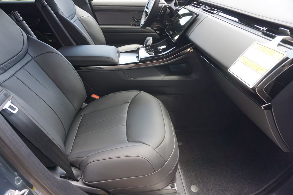 New 2025 Land Rover Range Rover Sport Dynamic SE image 23