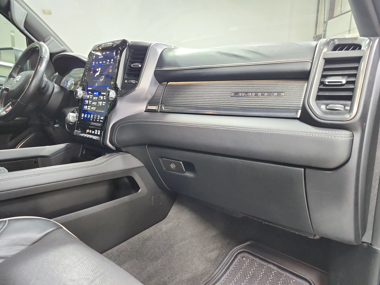Used 2020 RAM 1500 Limited AWD/4WD image 45