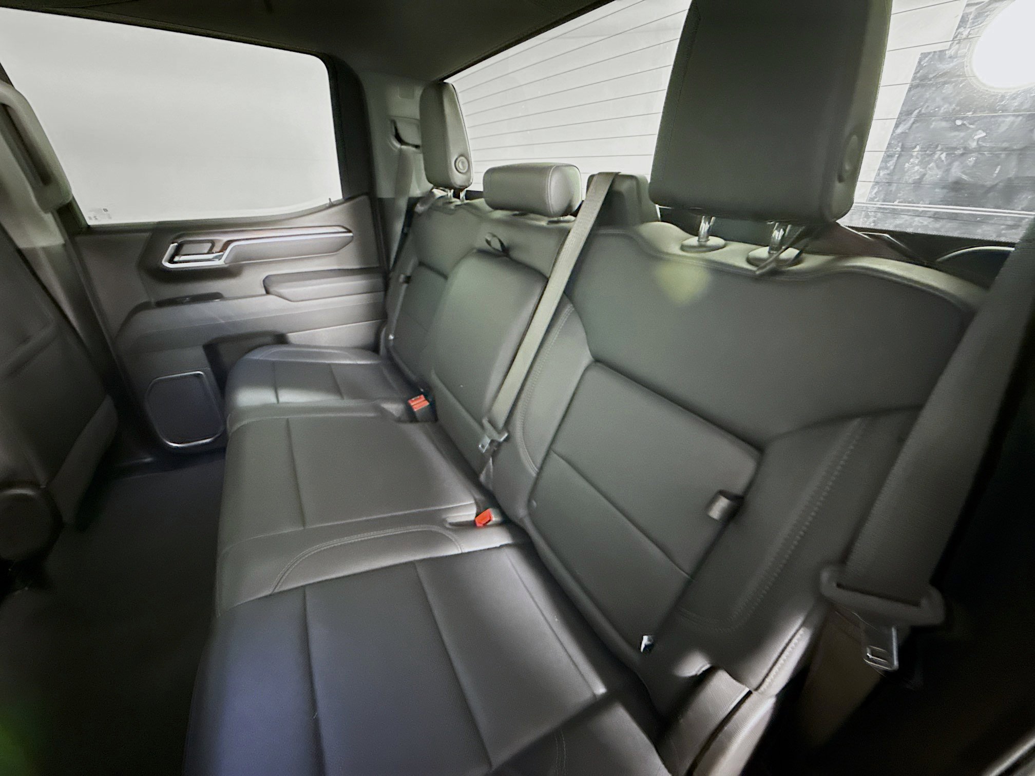 Used 2025 GMC Sierra 1500 SLT image 29