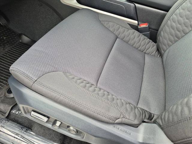 New 2026 Toyota Tundra SR5 w/ SR5 Convenience Package RWD image 4
