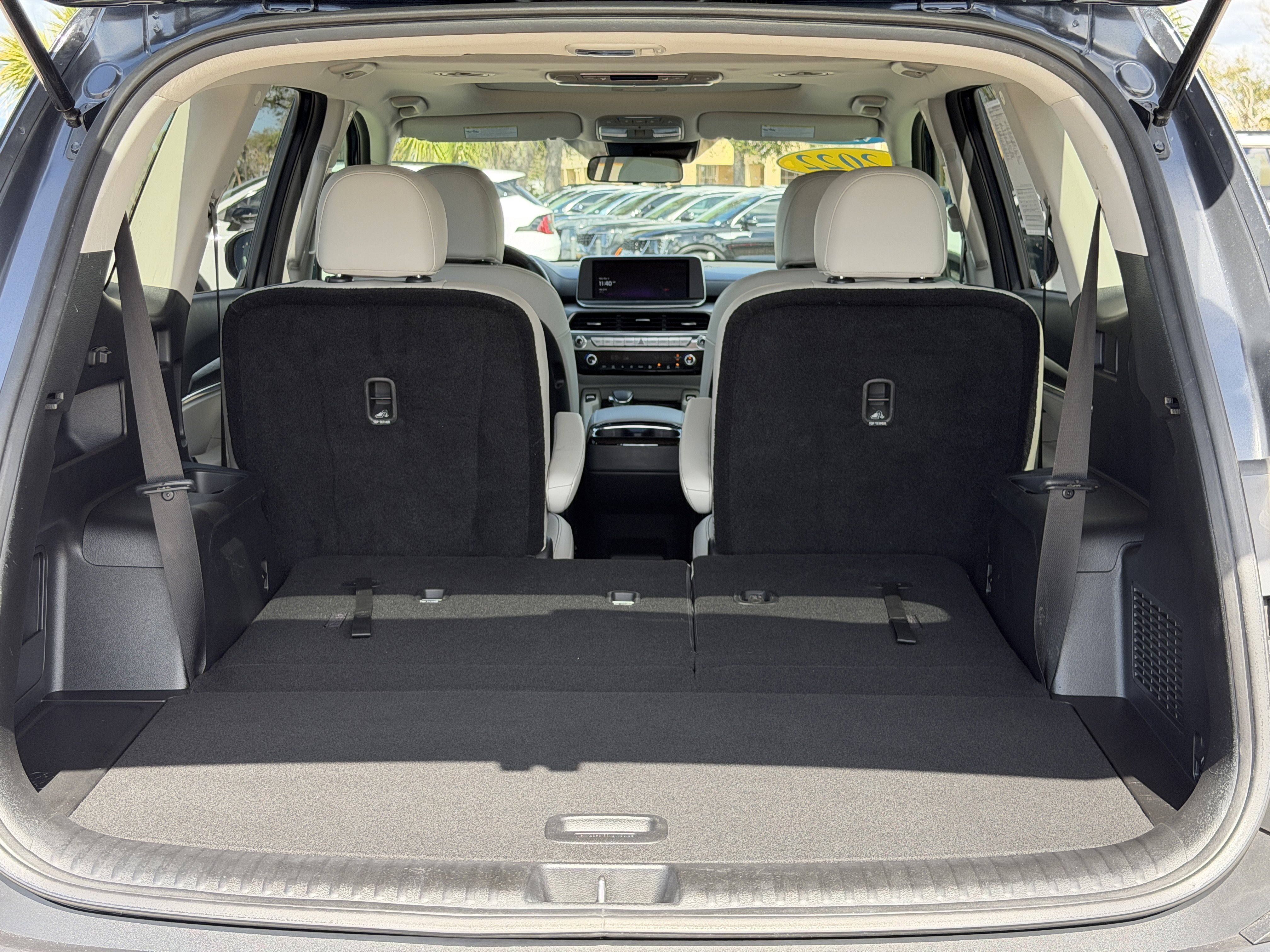 Used 2022 Kia Telluride S image 11