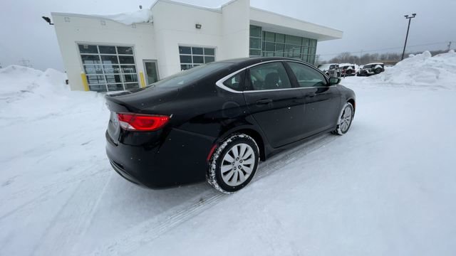 Used 2015 Chrysler 200 LX image 9