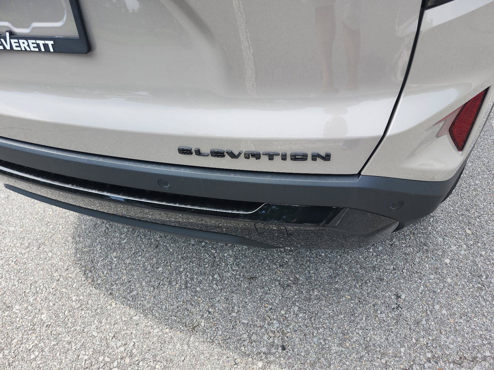 New 2026 GMC Terrain Elevation w/ Elevation Premium Package FWD image 5