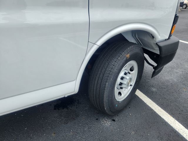 New 2024 Chevrolet Express 3500 w/ Power Convenience Package image 13