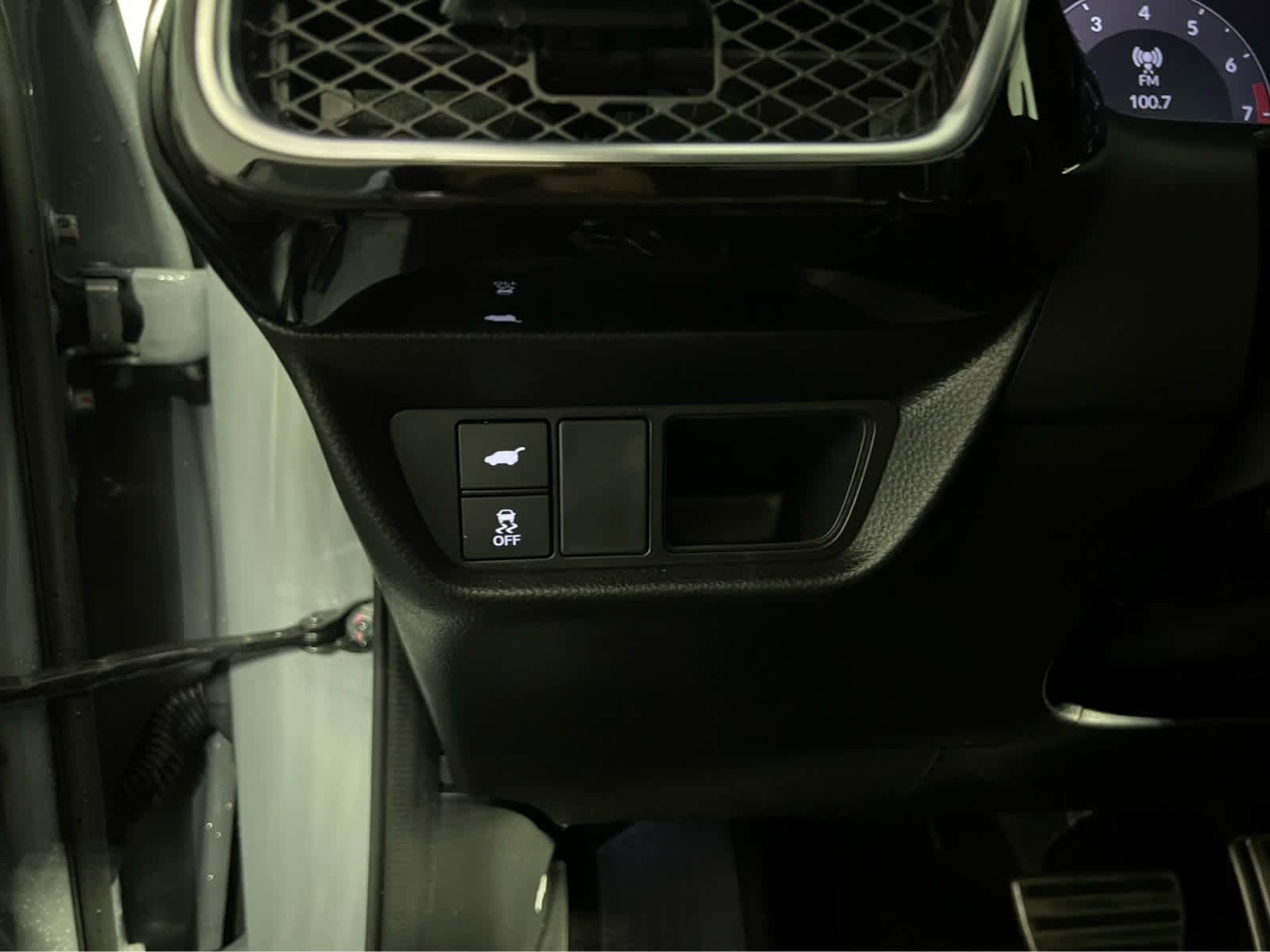 Used 2025 Acura ADX A-Spec image 18