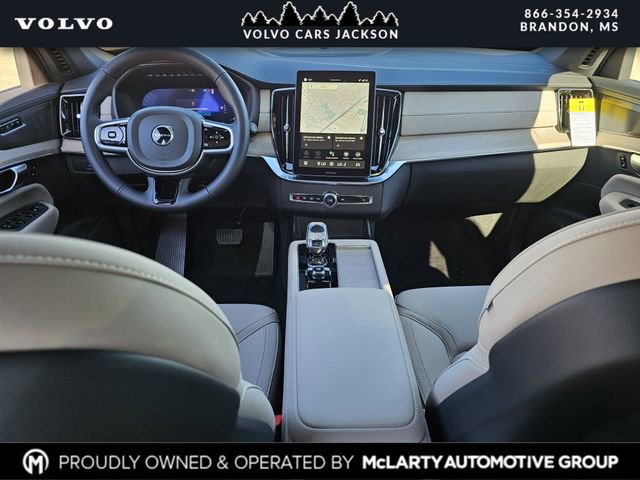 New 2026 Volvo XC90 B6 Plus w/ Protection Package Premier image 8