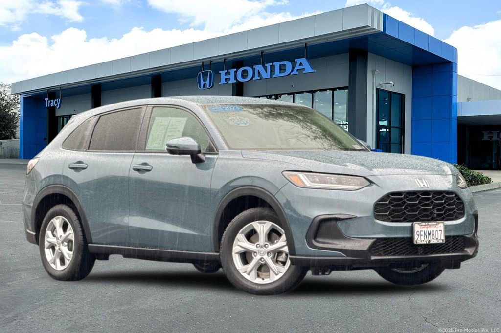 Certified 2023 Honda HR-V LX video 1