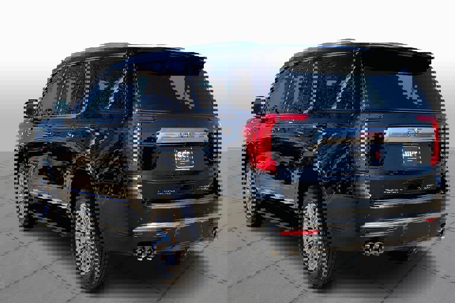 Used 2024 GMC Yukon Denali image 12