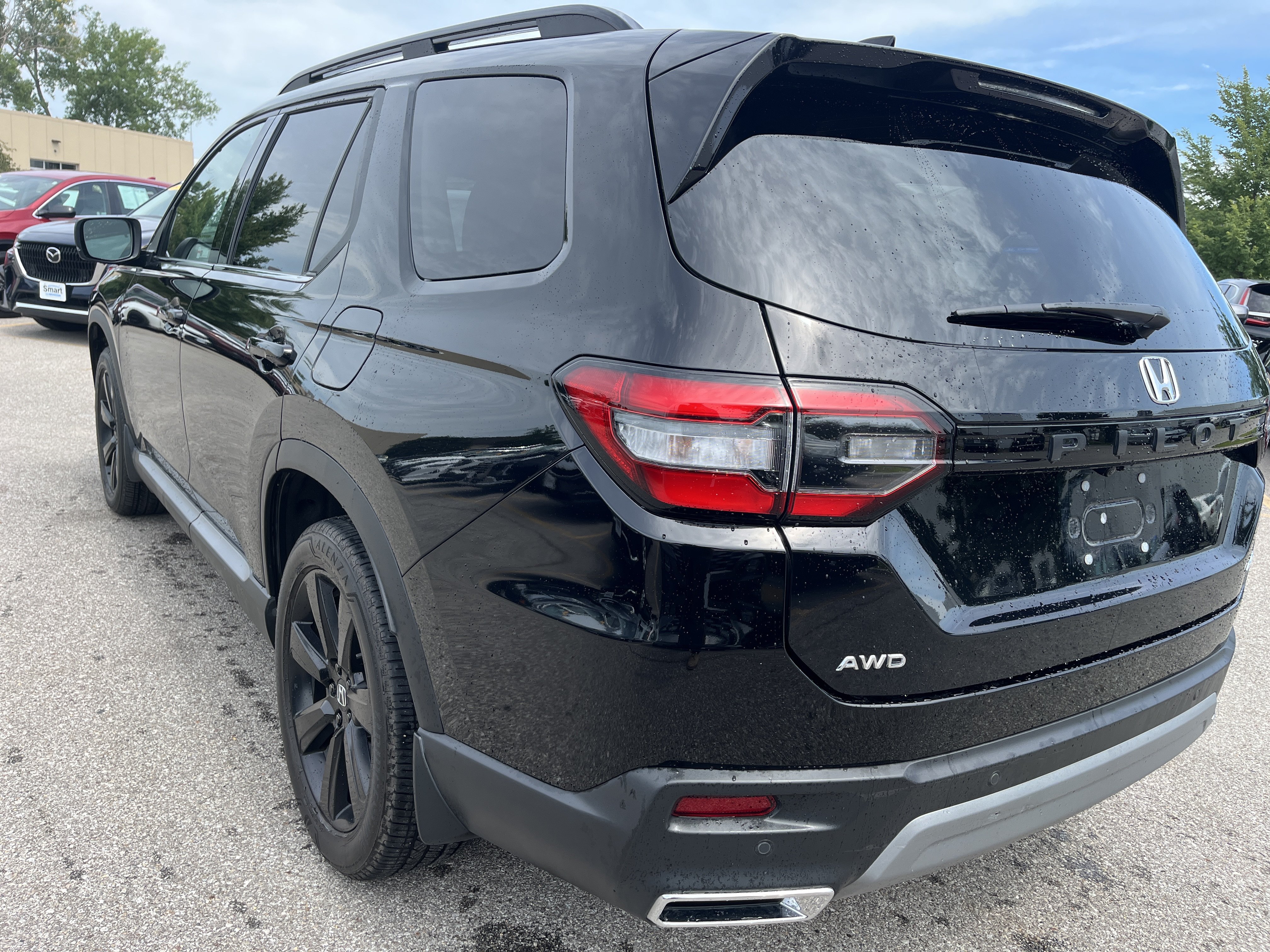 Certified 2024 Honda Pilot Elite image 6