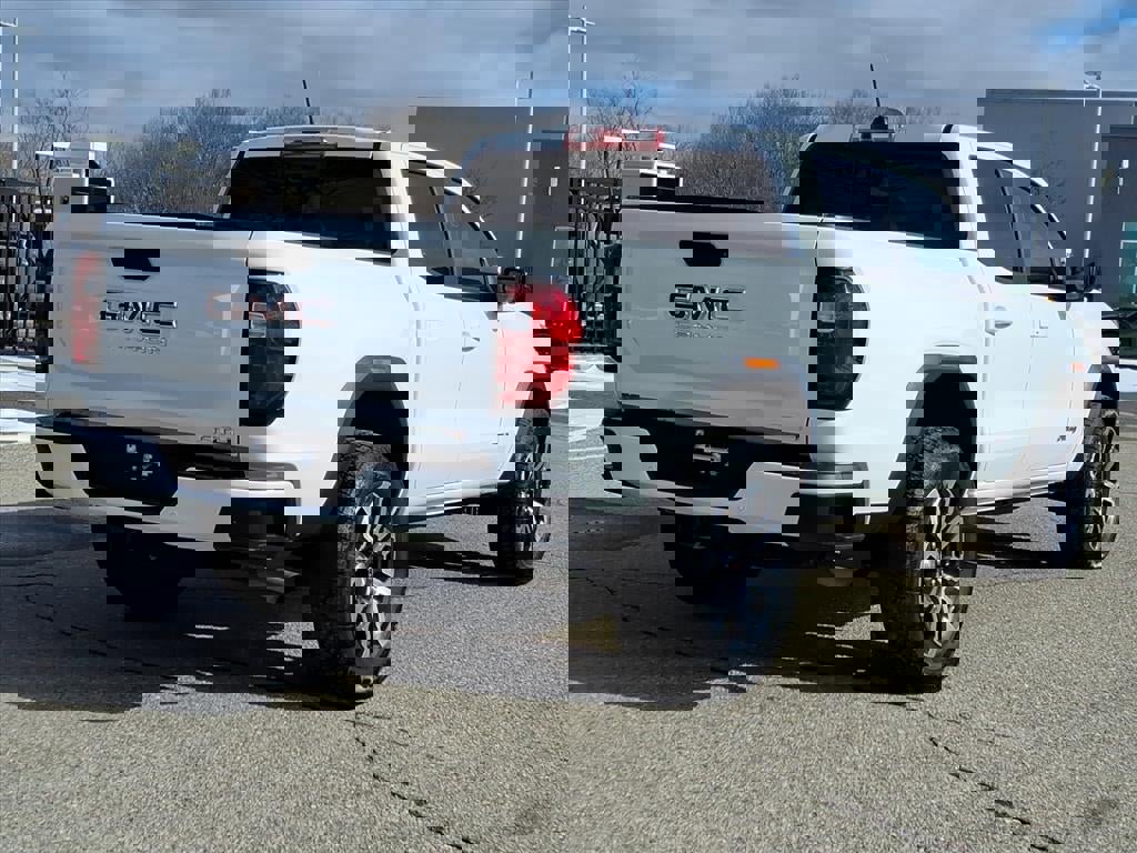 Used 2024 GMC Canyon AT4 w/ Canyon Safety Plus Package image 7