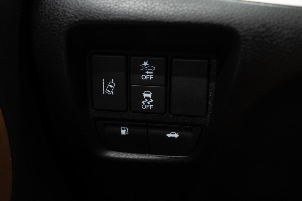 Used 2020 Acura TLX w/ Technology Package FWD image 21