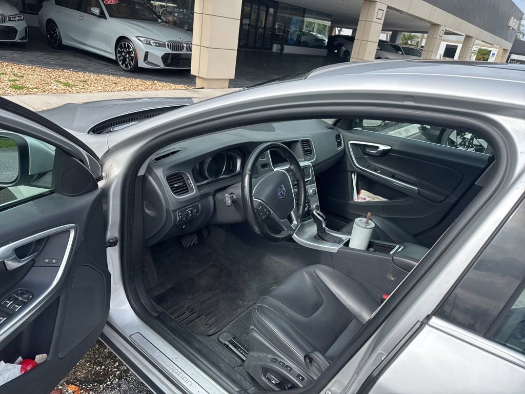 Used 2017 Volvo S60 T5 Inscription w/ Convenience Package AWD/4WD image 14