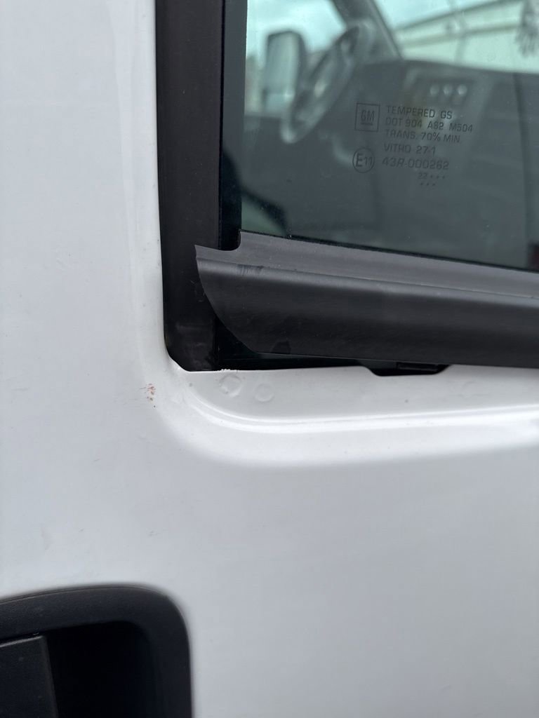 Used 2023 Chevrolet Express 3500 w/ Power Convenience Package image 8