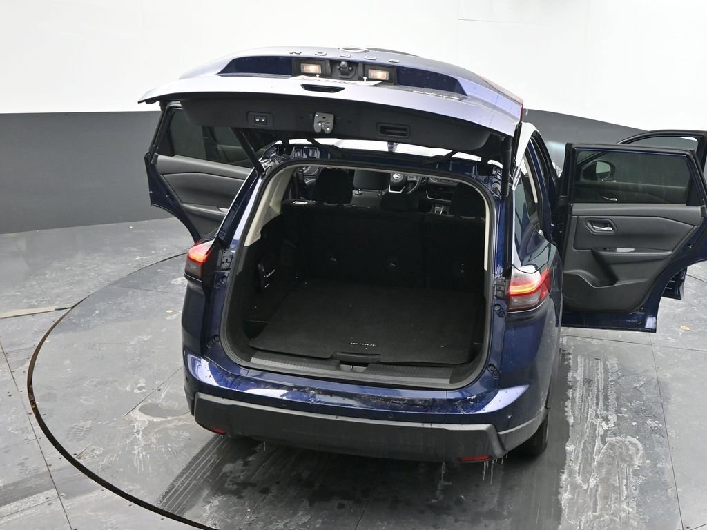 Used 2024 Nissan Rogue SV image 62