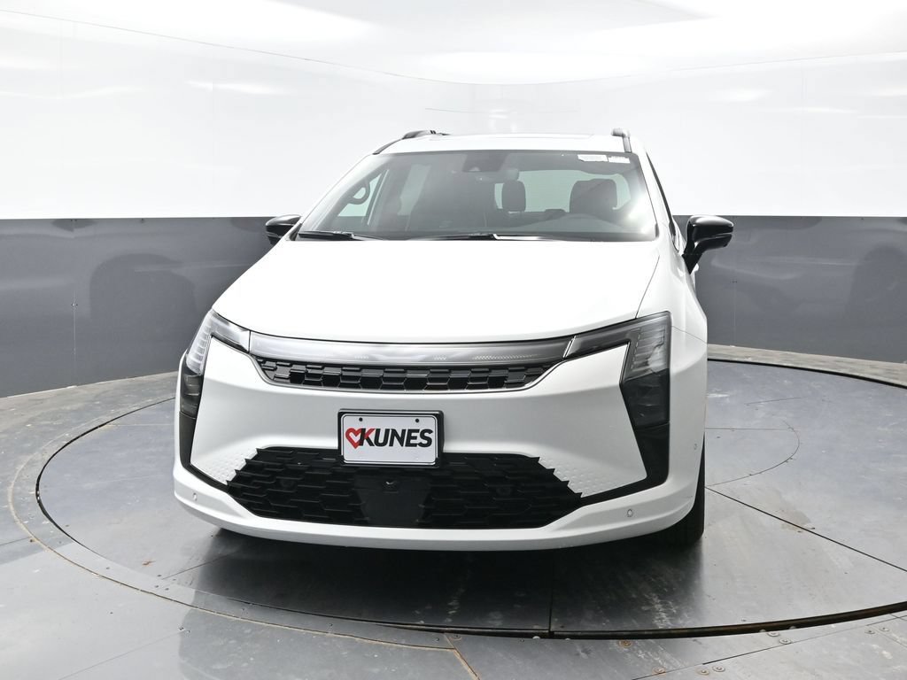 New 2027 Chrysler Pacifica Limited FWD image 4
